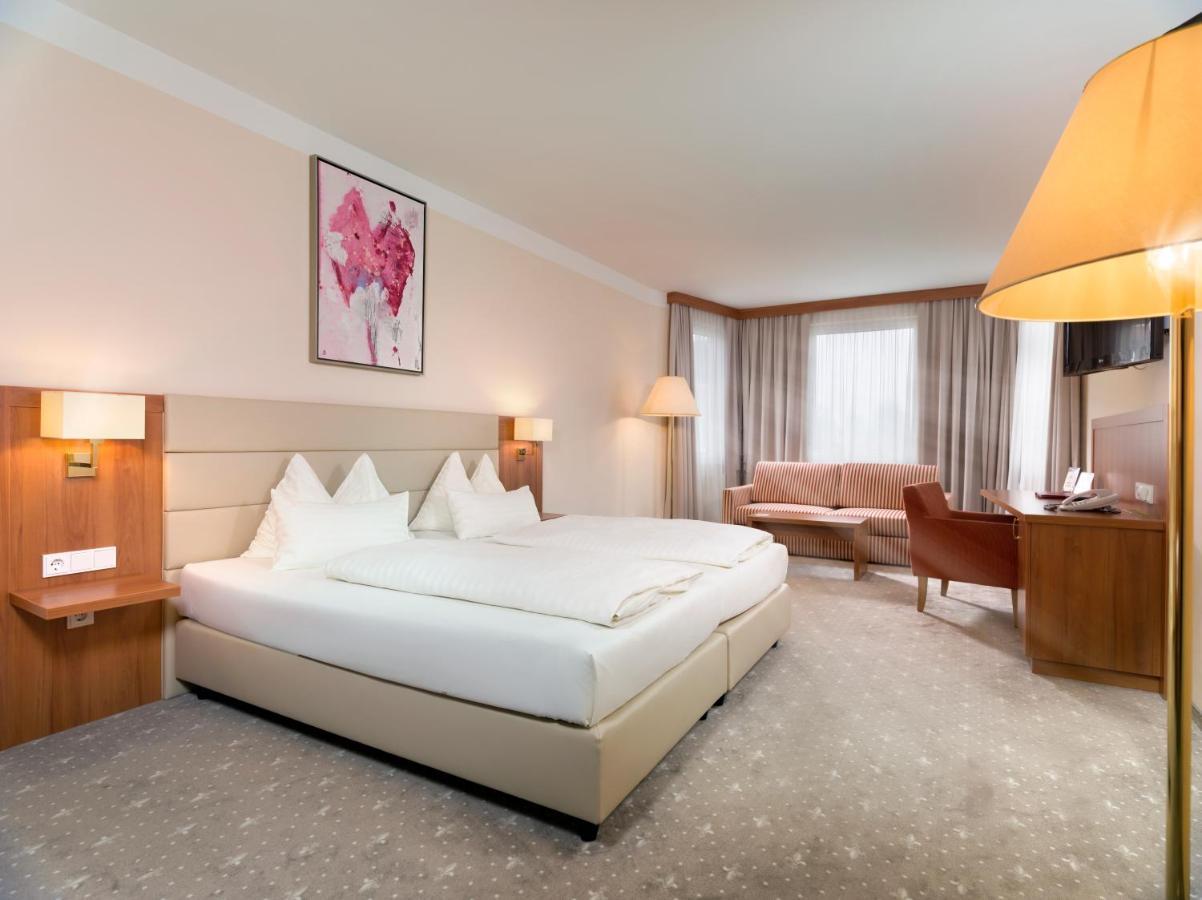 Vergeiner'S Hotel Traube Lienz Exterior foto